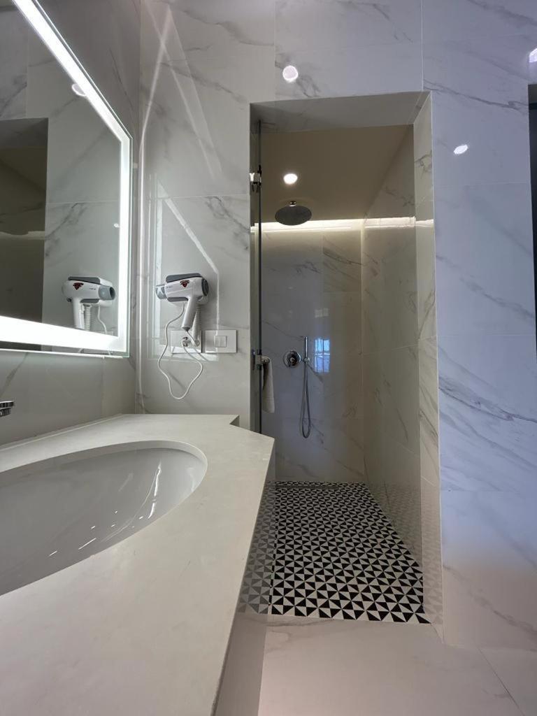 Hotel Saint Georges Beirut Al Marfa' Eksteriør bilde