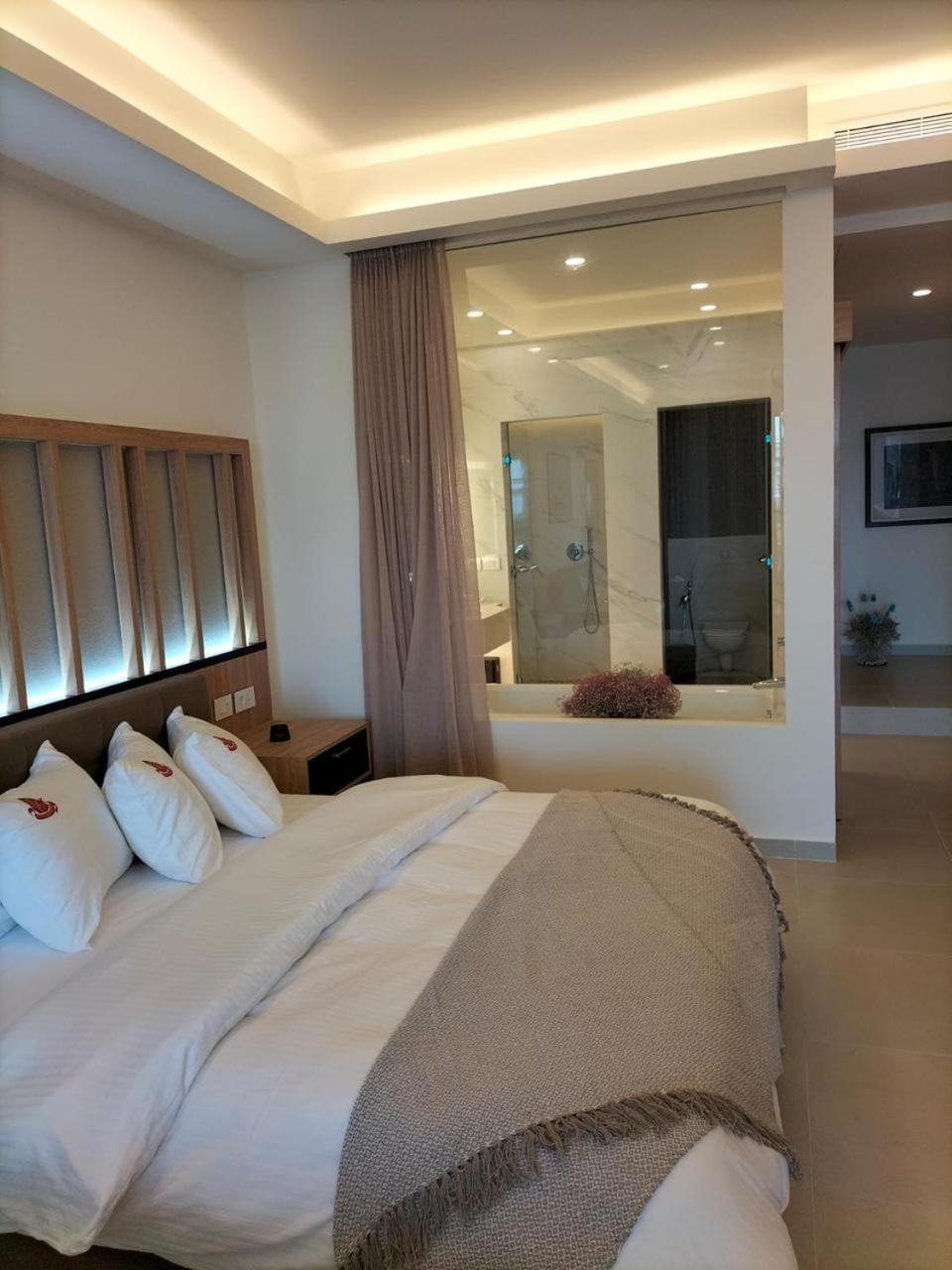 Hotel Saint Georges Beirut Al Marfa' Eksteriør bilde